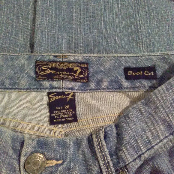 Seven7 women's size 28 boot cut jeans - Picture 4 of 4